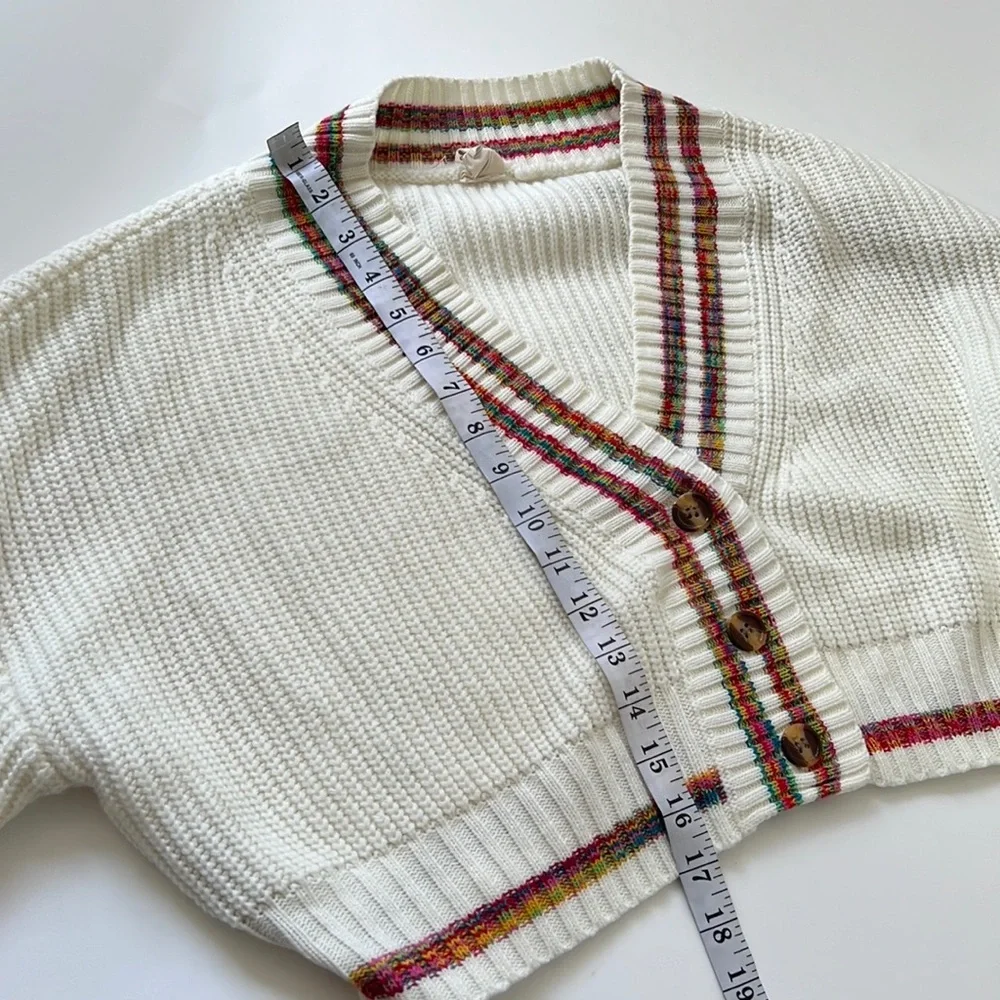 Cropped Ribbed Ivory Cardigan - Picture 4 of 5